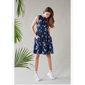 Emily and Fin Lucy hovering hummingbirds XS